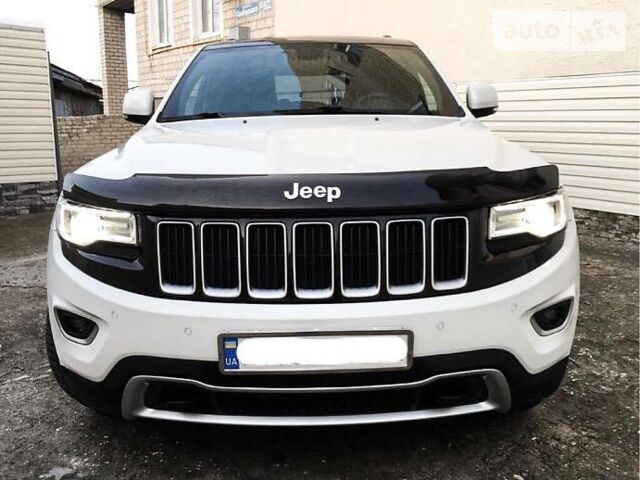 Білий Джип Grand Cherokee, об'ємом двигуна 3 л та пробігом 110 тис. км за 46500 $, фото 1 на Automoto.ua