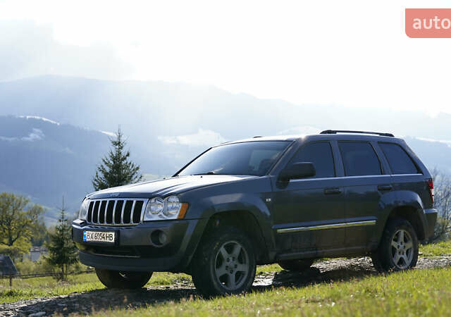 Бежевий Джип Grand Cherokee, об'ємом двигуна 3 л та пробігом 228 тис. км за 10950 $, фото 1 на Automoto.ua