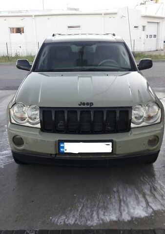 Бежевий Джип Grand Cherokee, об'ємом двигуна 4.7 л та пробігом 190 тис. км за 10500 $, фото 1 на Automoto.ua