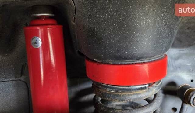 Чорний Джип Grand Cherokee, об'ємом двигуна 2.69 л та пробігом 270 тис. км за 9350 $, фото 1 на Automoto.ua