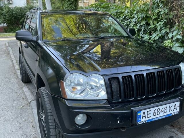 Чорний Джип Grand Cherokee, об'ємом двигуна 3 л та пробігом 362 тис. км за 9000 $, фото 1 на Automoto.ua