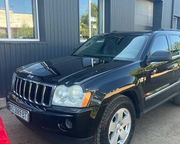 Черный Джип Гранд Чероки, объемом двигателя 2.99 л и пробегом 400 тыс. км за 10500 $, фото 1 на Automoto.ua