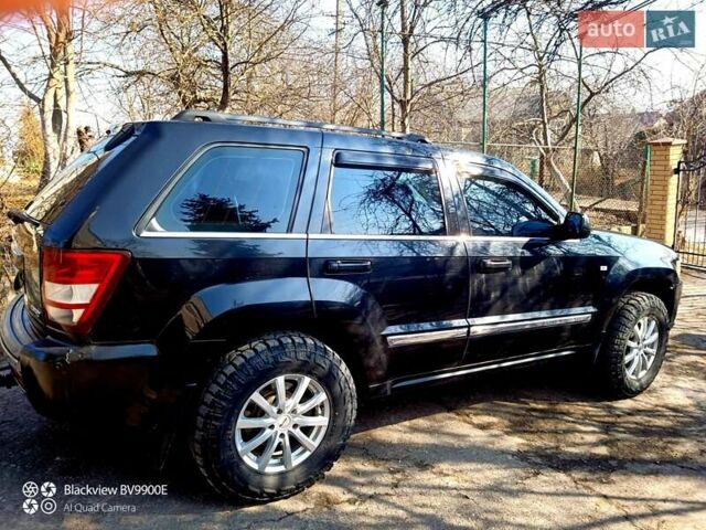 Черный Джип Гранд Чероки, объемом двигателя 2.99 л и пробегом 278 тыс. км за 9000 $, фото 1 на Automoto.ua