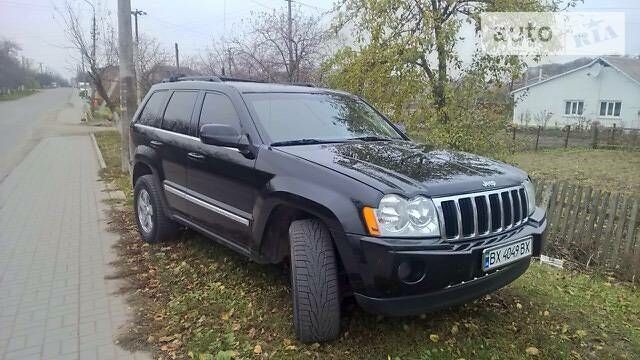 Чорний Джип Grand Cherokee, об'ємом двигуна 4.7 л та пробігом 255 тис. км за 14700 $, фото 1 на Automoto.ua