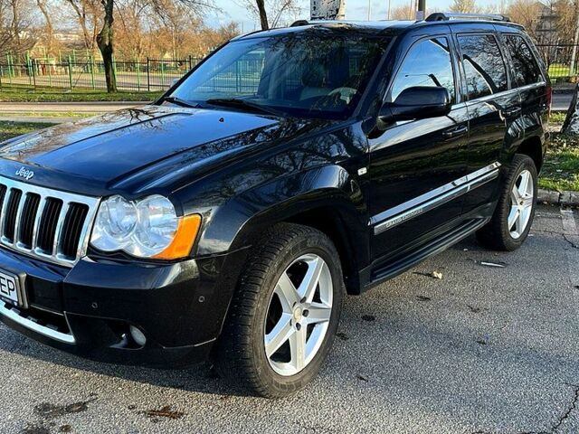 Чорний Джип Grand Cherokee, об'ємом двигуна 3 л та пробігом 255 тис. км за 13000 $, фото 1 на Automoto.ua