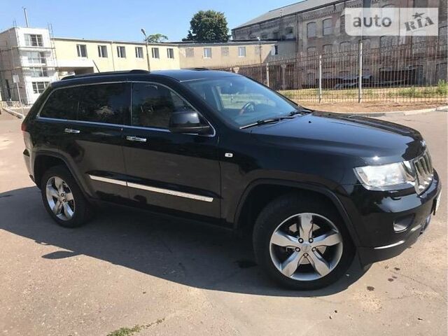 Чорний Джип Grand Cherokee, об'ємом двигуна 3 л та пробігом 170 тис. км за 21500 $, фото 1 на Automoto.ua