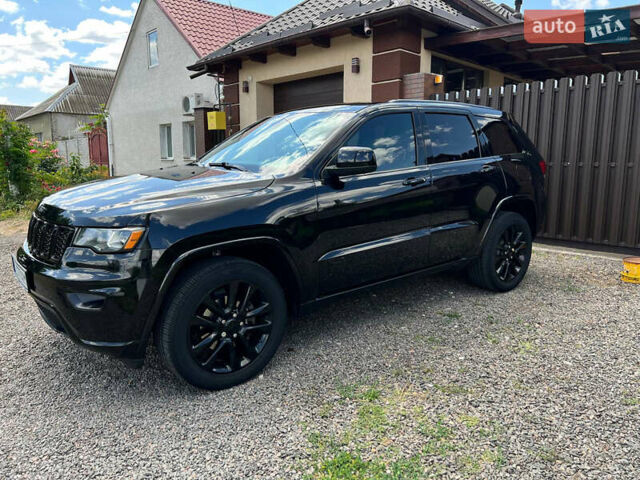 Чорний Джип Grand Cherokee, об'ємом двигуна 3.6 л та пробігом 135 тис. км за 24500 $, фото 1 на Automoto.ua