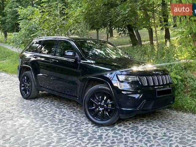 Джип Гранд Чероки 2018 в Киеве на Automoto.ua Черный Джип Гранд Чероки, объемом двигателя 3.6 л и пробегом 126 тыс. км за 24999 $, фото 1 на Automoto.ua