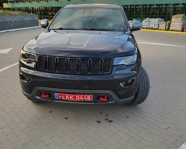 Чорний Джип Grand Cherokee, об'ємом двигуна 3.6 л та пробігом 120 тис. км за 30000 $, фото 1 на Automoto.ua