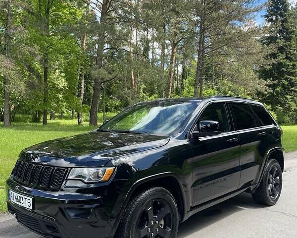 Чорний Джип Grand Cherokee, об'ємом двигуна 3.6 л та пробігом 39 тис. км за 26500 $, фото 1 на Automoto.ua
