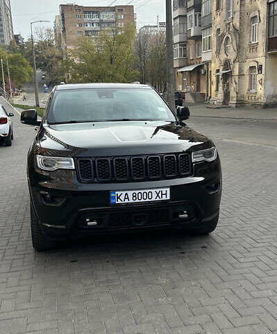 Черный Джип Гранд Чероки, объемом двигателя 2.99 л и пробегом 72 тыс. км за 38000 $, фото 1 на Automoto.ua