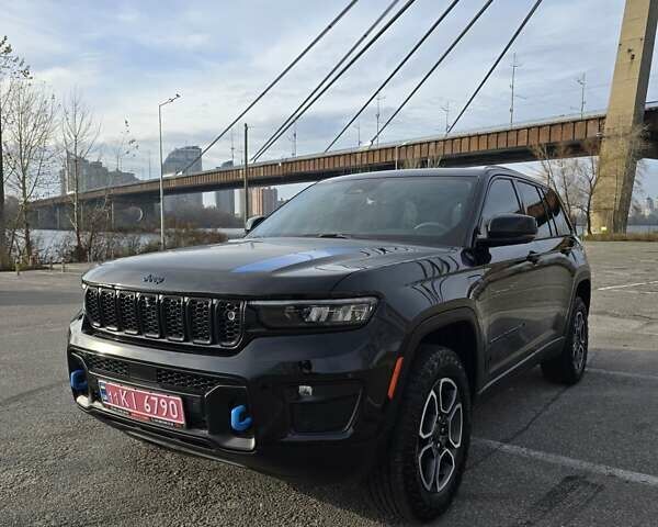 Чорний Джип Grand Cherokee, об'ємом двигуна 2 л та пробігом 55 тис. км за 49999 $, фото 1 на Automoto.ua