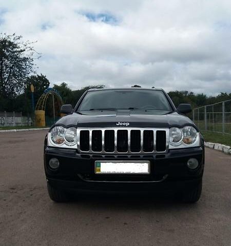 Чорний Джип Grand Cherokee, об'ємом двигуна 3 л та пробігом 250 тис. км за 12800 $, фото 1 на Automoto.ua