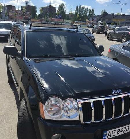 Чорний Джип Grand Cherokee, об'ємом двигуна 4.7 л та пробігом 200 тис. км за 12000 $, фото 1 на Automoto.ua