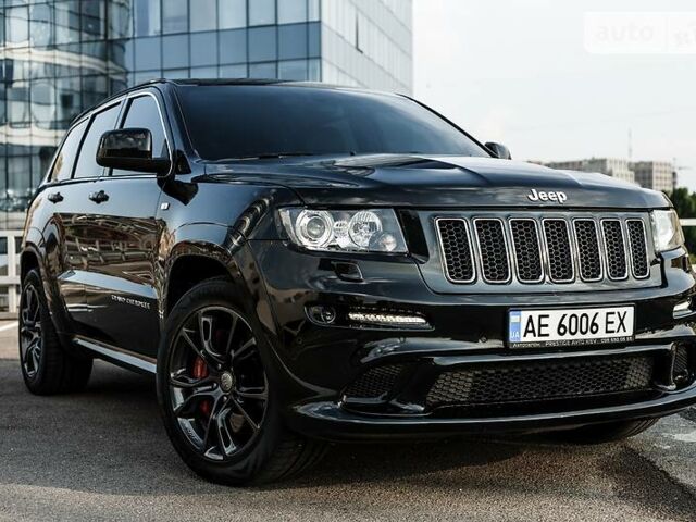 Чорний Джип Grand Cherokee, об'ємом двигуна 6.4 л та пробігом 54 тис. км за 50999 $, фото 1 на Automoto.ua