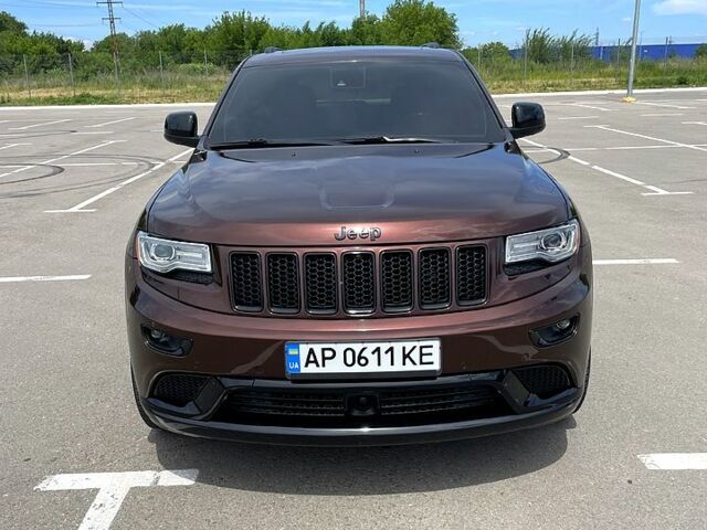Коричневий Джип Grand Cherokee, об'ємом двигуна 3 л та пробігом 240 тис. км за 19000 $, фото 1 на Automoto.ua