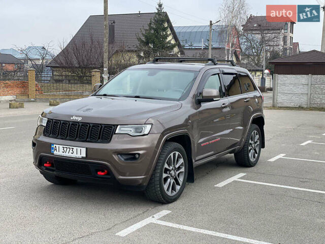 Коричневый Джип Гранд Чероки, объемом двигателя 2.99 л и пробегом 101 тыс. км за 37500 $, фото 1 на Automoto.ua