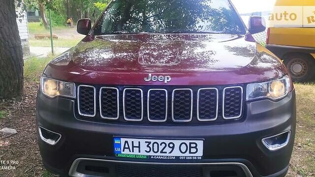 Красный Джип Гранд Чероки, объемом двигателя 3.6 л и пробегом 50 тыс. км за 22000 $, фото 1 на Automoto.ua