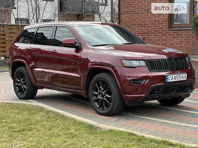 Червоний Джип Grand Cherokee, об'ємом двигуна 3.6 л та пробігом 27 тис. км за 29900 $, фото 1 на Automoto.ua