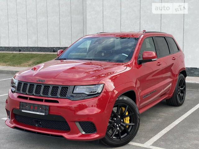 Красный Джип Гранд Чероки, объемом двигателя 6.2 л и пробегом 5 тыс. км за 99999 $, фото 1 на Automoto.ua