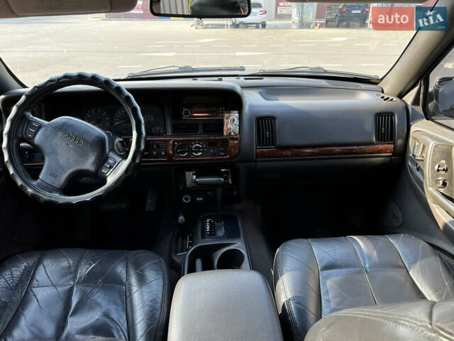 Джип Grand Cherokee, об'ємом двигуна 4 л та пробігом 230 тис. км за 2600 $, фото 1 на Automoto.ua