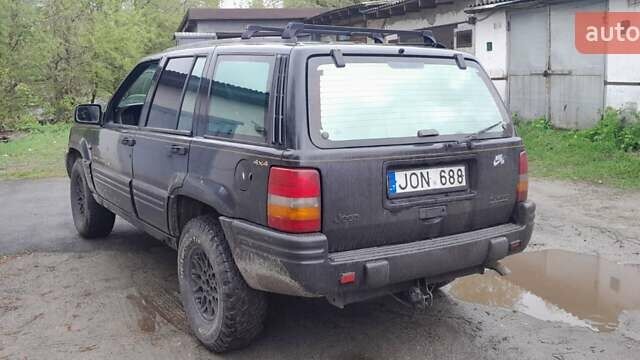 Джип Grand Cherokee, об'ємом двигуна 2.5 л та пробігом 300 тис. км за 2400 $, фото 1 на Automoto.ua