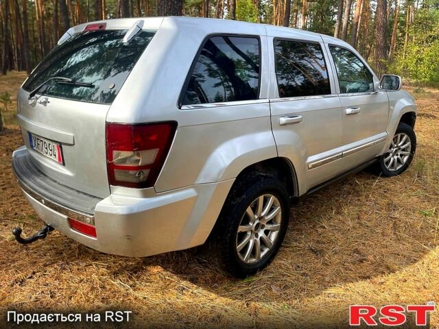 Джип Гранд Чероки, объемом двигателя 3 л и пробегом 208 тыс. км за 3800 $, фото 1 на Automoto.ua
