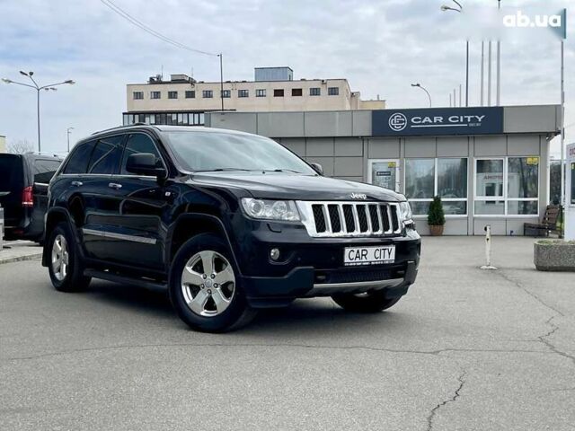Джип Гранд Чероки, объемом двигателя 3 л и пробегом 260 тыс. км за 18900 $, фото 1 на Automoto.ua