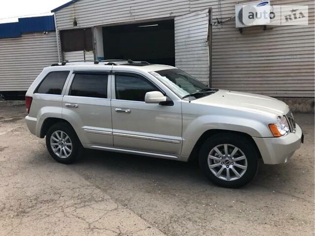 Джип Grand Cherokee, об'ємом двигуна 3 л та пробігом 146 тис. км за 15900 $, фото 1 на Automoto.ua