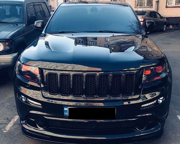 Джип Grand Cherokee, об'ємом двигуна 6.4 л та пробігом 100 тис. км за 59999 $, фото 1 на Automoto.ua