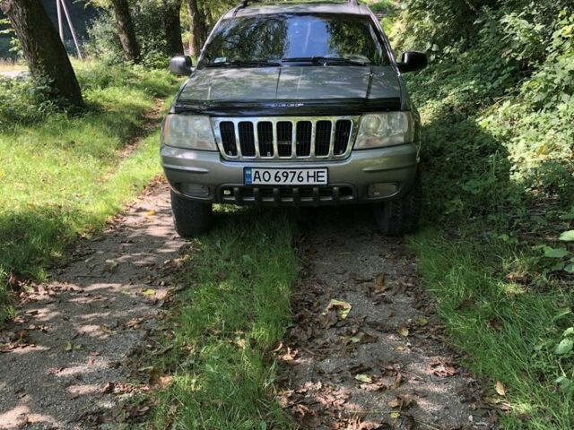 Серый Джип Гранд Чероки, объемом двигателя 3.1 л и пробегом 240 тыс. км за 6700 $, фото 1 на Automoto.ua