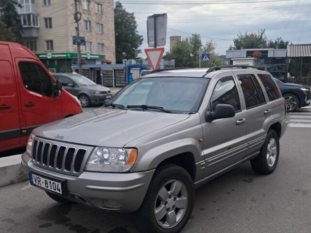 Сірий Джип Grand Cherokee, об'ємом двигуна 0 л та пробігом 300 тис. км за 3000 $, фото 1 на Automoto.ua