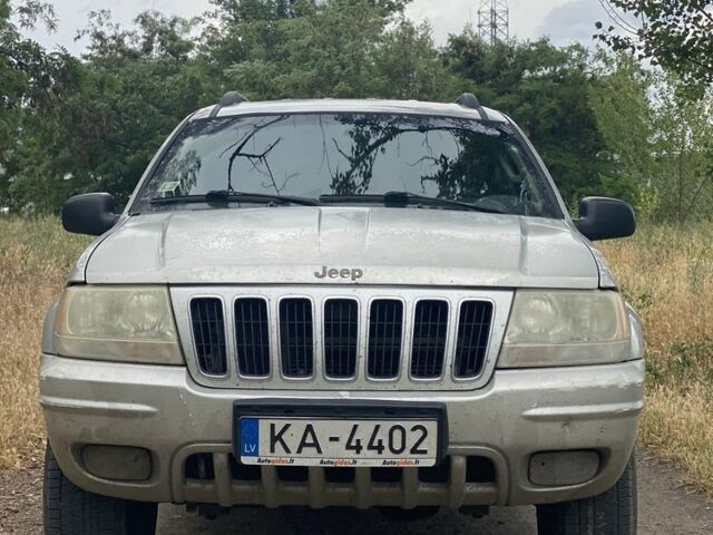 Сірий Джип Grand Cherokee, об'ємом двигуна 2.7 л та пробігом 460 тис. км за 6500 $, фото 1 на Automoto.ua