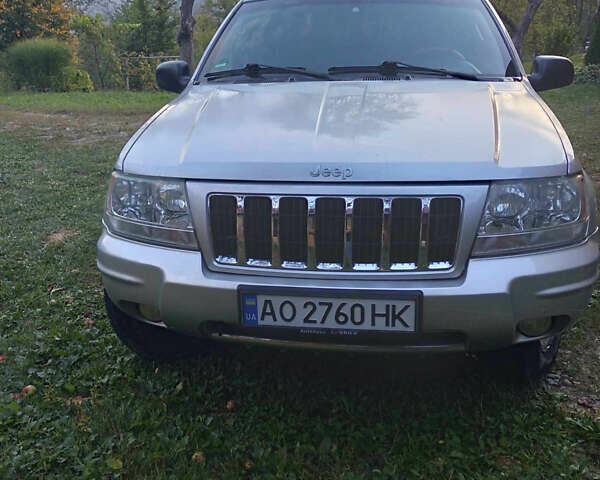 Сірий Джип Grand Cherokee, об'ємом двигуна 0 л та пробігом 195 тис. км за 9000 $, фото 1 на Automoto.ua