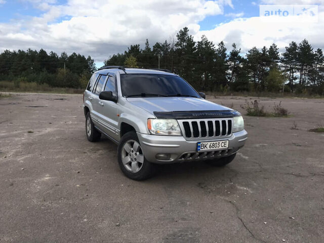 Сірий Джип Grand Cherokee, об'ємом двигуна 2.7 л та пробігом 308 тис. км за 8000 $, фото 1 на Automoto.ua