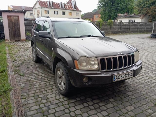 Сірий Джип Grand Cherokee, об'ємом двигуна 3 л та пробігом 299 тис. км за 8500 $, фото 1 на Automoto.ua