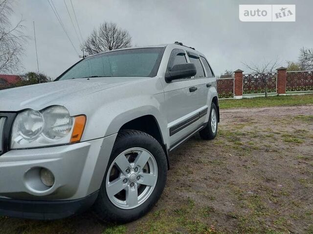 Сірий Джип Grand Cherokee, об'ємом двигуна 3.7 л та пробігом 258 тис. км за 7750 $, фото 1 на Automoto.ua