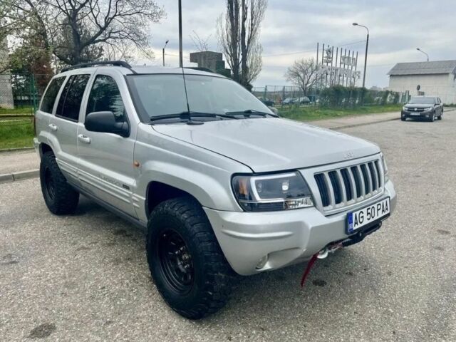 Сірий Джип Grand Cherokee, об'ємом двигуна 0 л та пробігом 233 тис. км за 3200 $, фото 1 на Automoto.ua