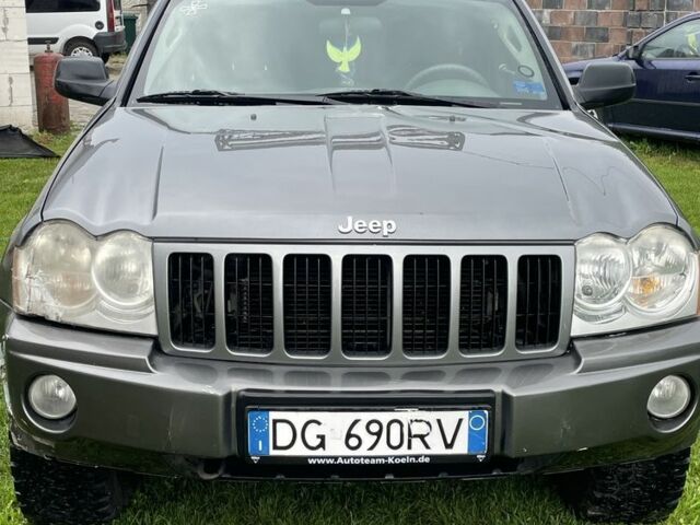 Сірий Джип Grand Cherokee, об'ємом двигуна 3 л та пробігом 180 тис. км за 5999 $, фото 1 на Automoto.ua
