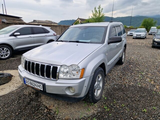 Сірий Джип Grand Cherokee, об'ємом двигуна 3 л та пробігом 325 тис. км за 9300 $, фото 1 на Automoto.ua