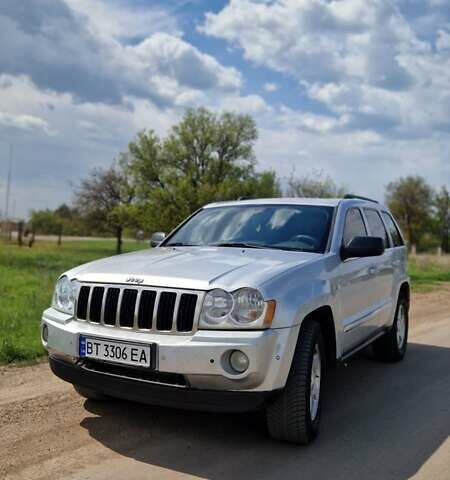 Сірий Джип Grand Cherokee, об'ємом двигуна 2.99 л та пробігом 380 тис. км за 9490 $, фото 1 на Automoto.ua
