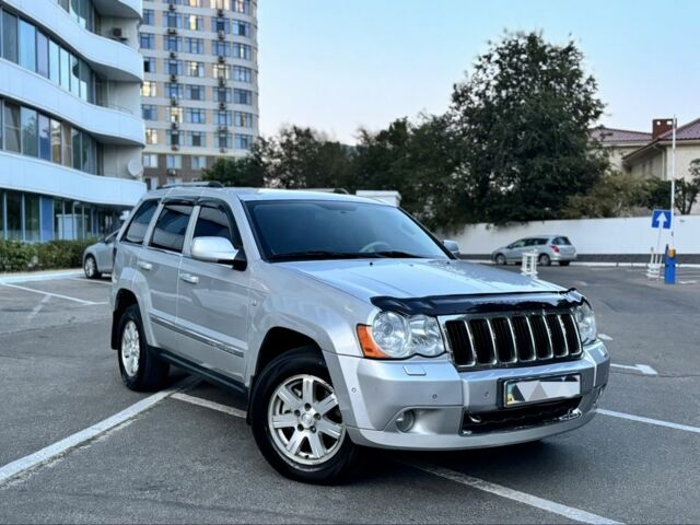 Сірий Джип Grand Cherokee, об'ємом двигуна 2.99 л та пробігом 263 тис. км за 12000 $, фото 1 на Automoto.ua
