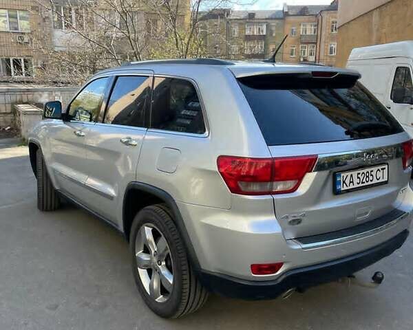 Сірий Джип Grand Cherokee, об'ємом двигуна 2.99 л та пробігом 108 тис. км за 22789 $, фото 1 на Automoto.ua