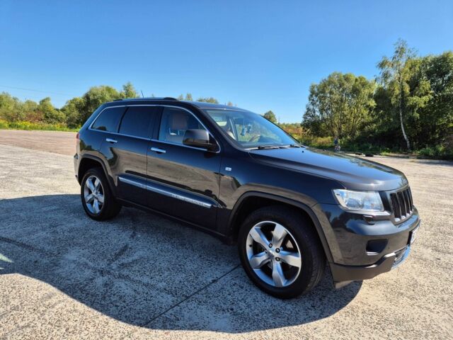 Серый Джип Гранд Чероки, объемом двигателя 3.6 л и пробегом 248 тыс. км за 16300 $, фото 1 на Automoto.ua