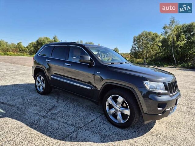 Сірий Джип Grand Cherokee, об'ємом двигуна 3.6 л та пробігом 248 тис. км за 16300 $, фото 1 на Automoto.ua