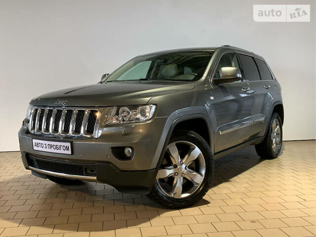 Сірий Джип Grand Cherokee, об'ємом двигуна 3 л та пробігом 119 тис. км за 25900 $, фото 1 на Automoto.ua