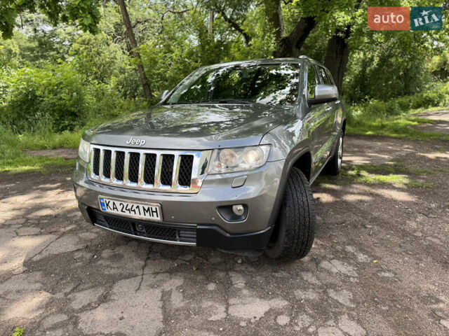 Сірий Джип Grand Cherokee, об'ємом двигуна 2.99 л та пробігом 309 тис. км за 14250 $, фото 1 на Automoto.ua