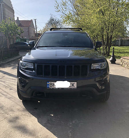 Сірий Джип Grand Cherokee, об'ємом двигуна 3 л та пробігом 58 тис. км за 40500 $, фото 1 на Automoto.ua