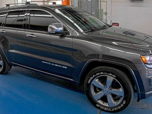Сірий Джип Grand Cherokee, об'ємом двигуна 3 л та пробігом 107 тис. км за 5500 $, фото 1 на Automoto.ua