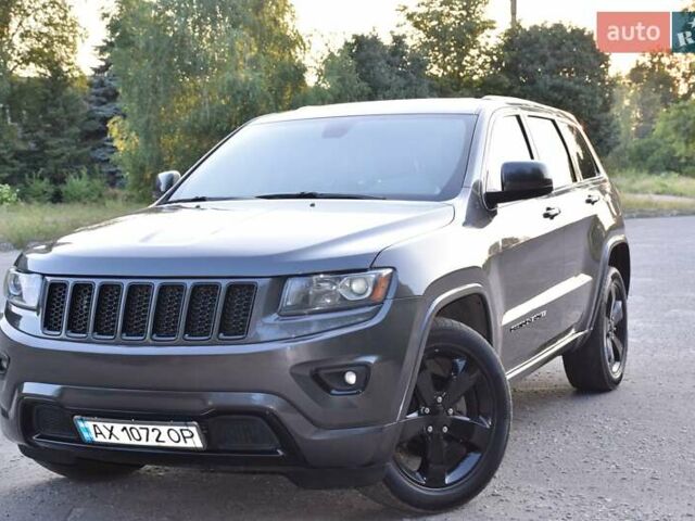Сірий Джип Grand Cherokee, об'ємом двигуна 3.6 л та пробігом 250 тис. км за 20000 $, фото 1 на Automoto.ua